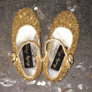 Beautiful Gold Glittery Baby Shoe